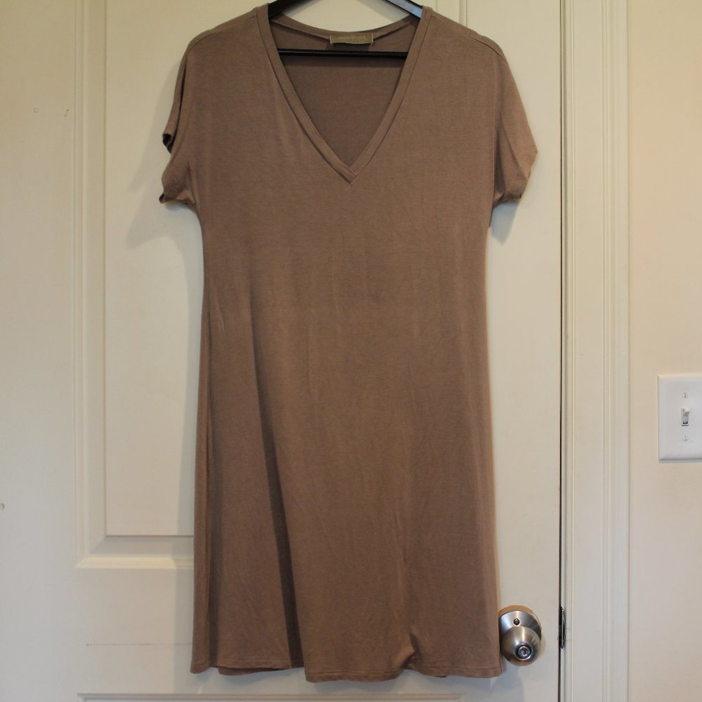 Amour Vert organic short sleeve slip shift dress